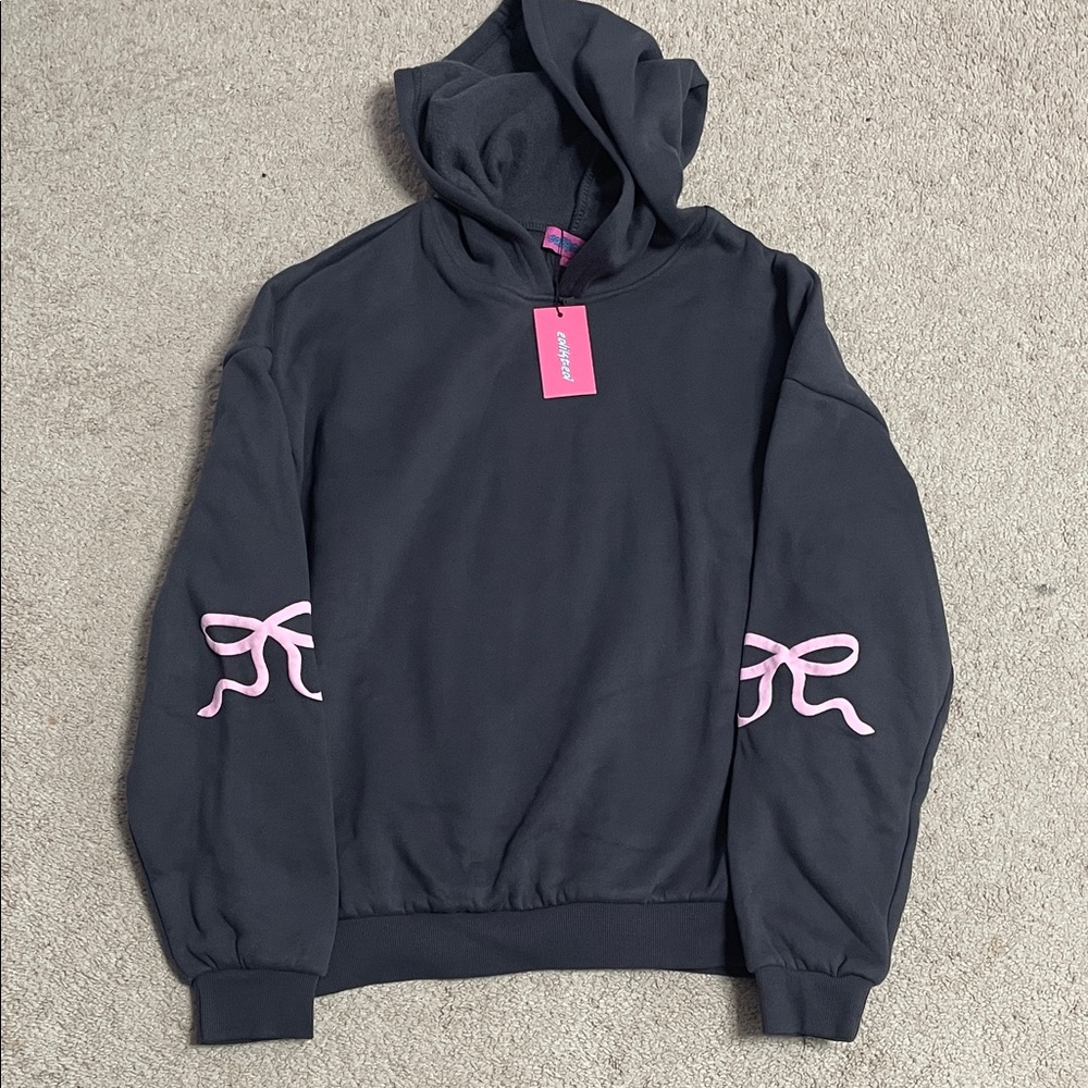 Edikted Sweatshirt with Bows